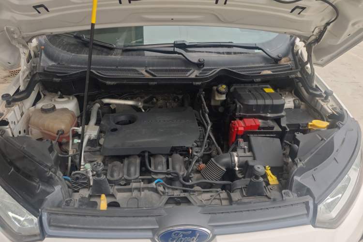 Used Ford EcoSport 2017 1.5L Manual Comfort Model Engine Bay
