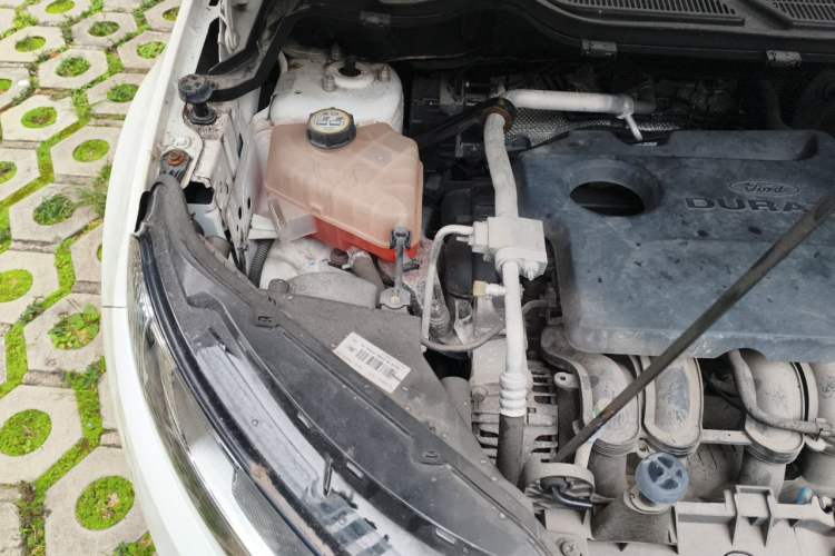 Used Ford EcoSport 2017 1.5L Automatic Trend Model Engine Bay Right