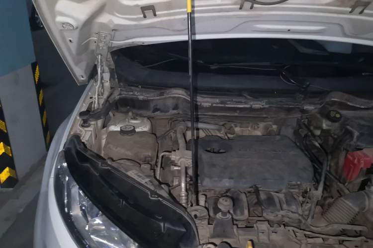 Used Ford EcoSport 2017 1.5L Manual Comfort Model Engine Bay Right