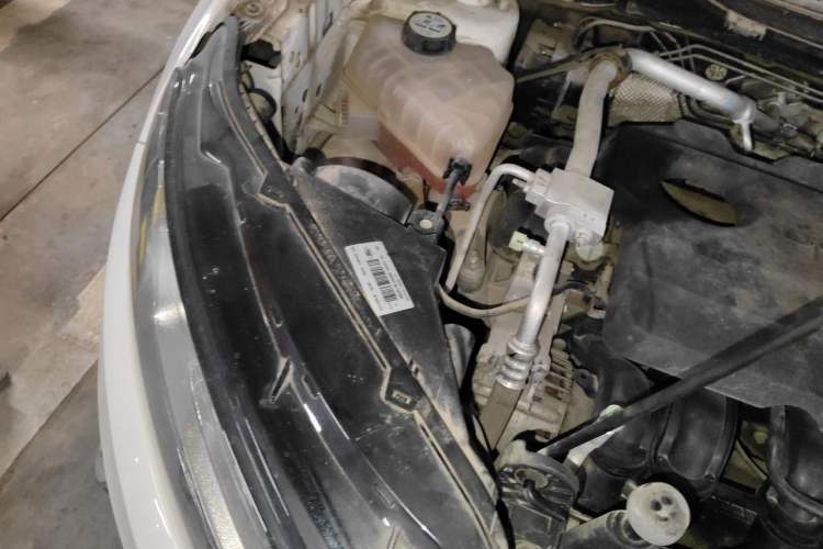 Used Ford EcoSport 2017 1.5L Automatic Prestige Model Engine Bay Right