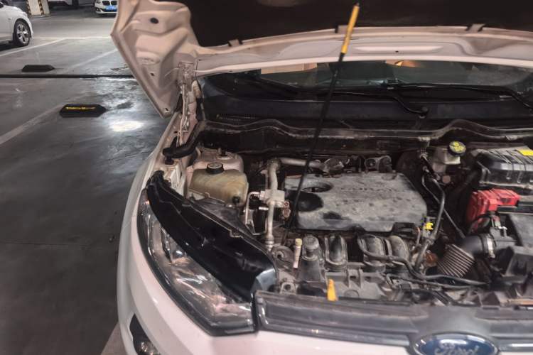 Used Ford EcoSport 2017 1.5L Automatic Prestige Model Engine Bay Right