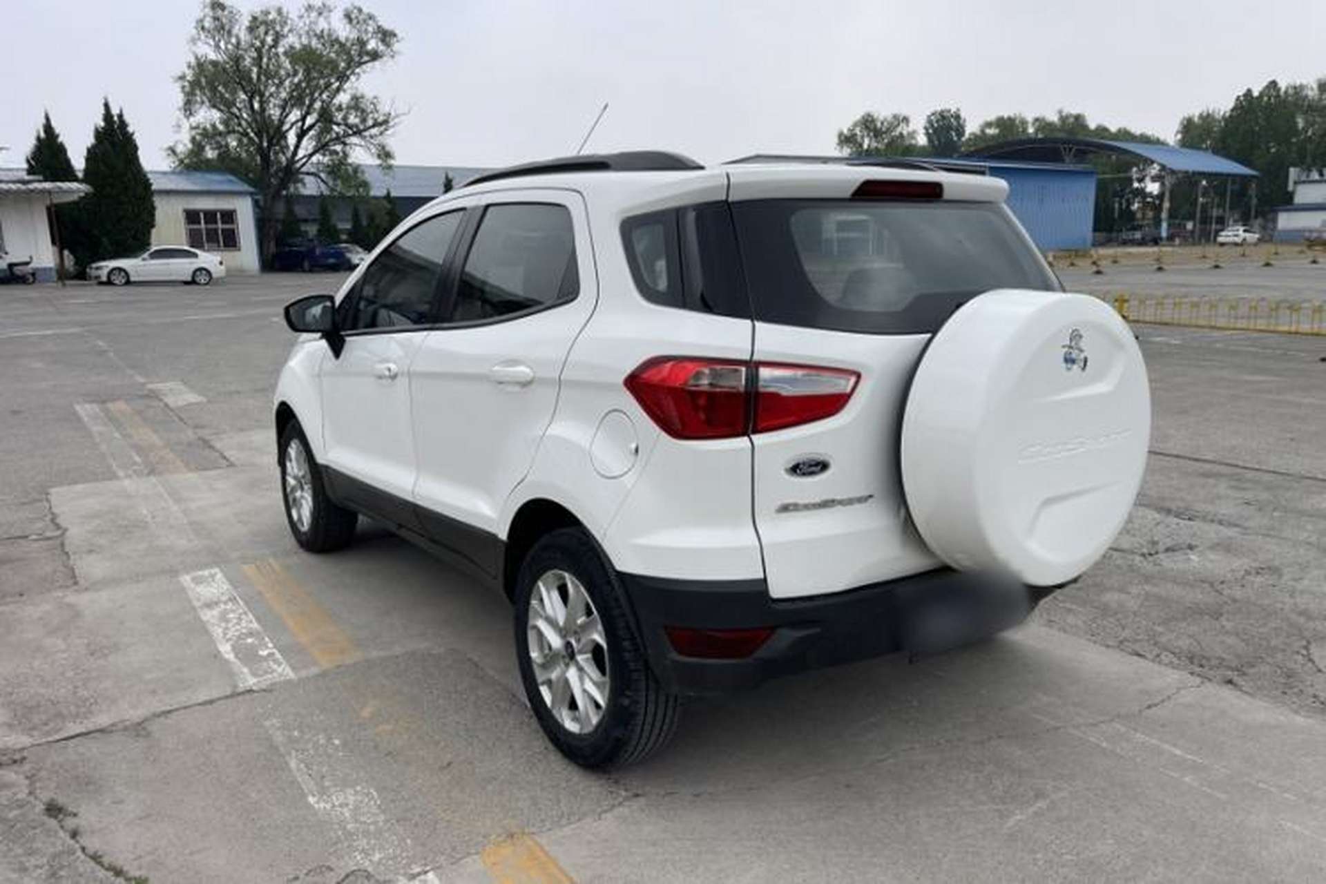 Used Ford EcoSport 2017 1.5L Automatic Trend Model Exterior 3