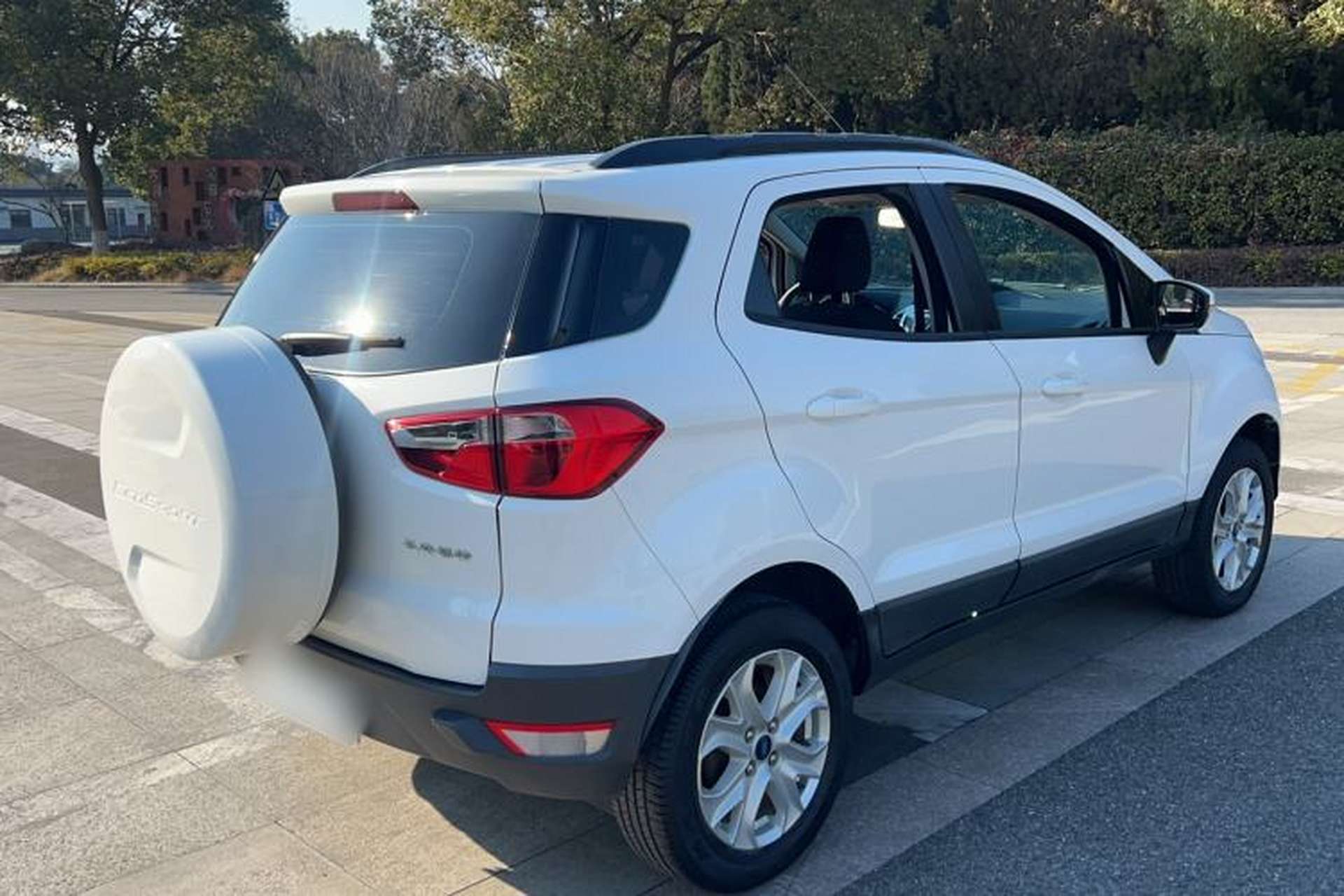 Used Ford EcoSport 2017 1.5L Automatic Trend Model Exterior 3