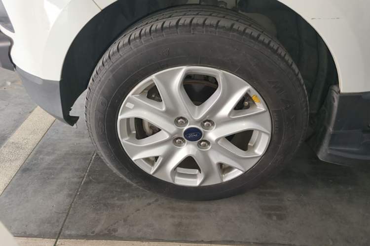 Used Ford EcoSport 2017 1.5L Automatic Trend Model Exterior 4