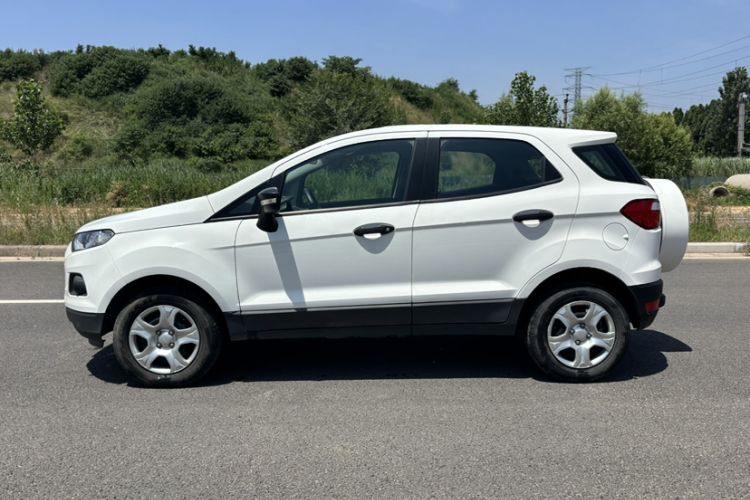 Used Ford EcoSport 2017 1.5L Manual Comfort Model Exterior 6