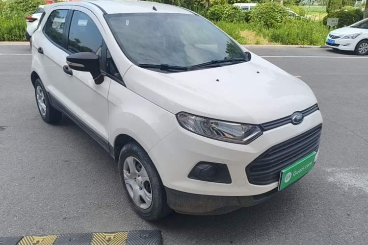 Used Ford EcoSport 2017 1.5L Manual Comfort Model Front Right 45 Deg