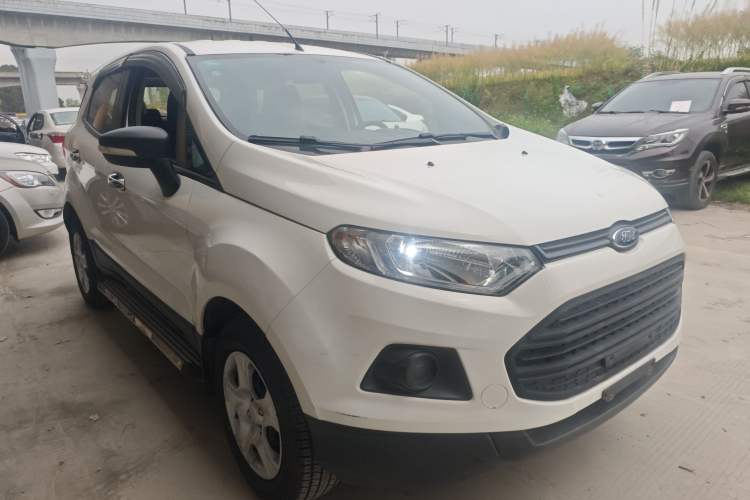 Used Ford EcoSport 2017 1.5L Manual Comfort Model Front Right 45 Deg