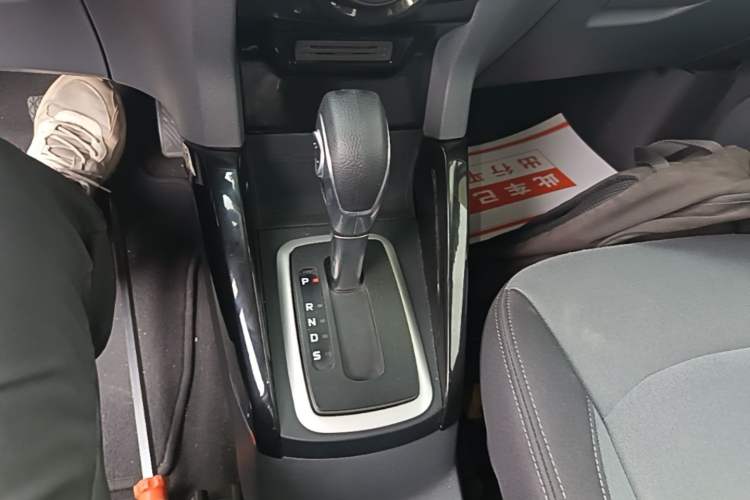 Used Ford EcoSport 2017 1.5L Automatic Trend Model Gear Lever