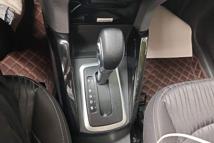 Used Ford EcoSport 2017 1.5L Automatic Prestige Model Gear Lever