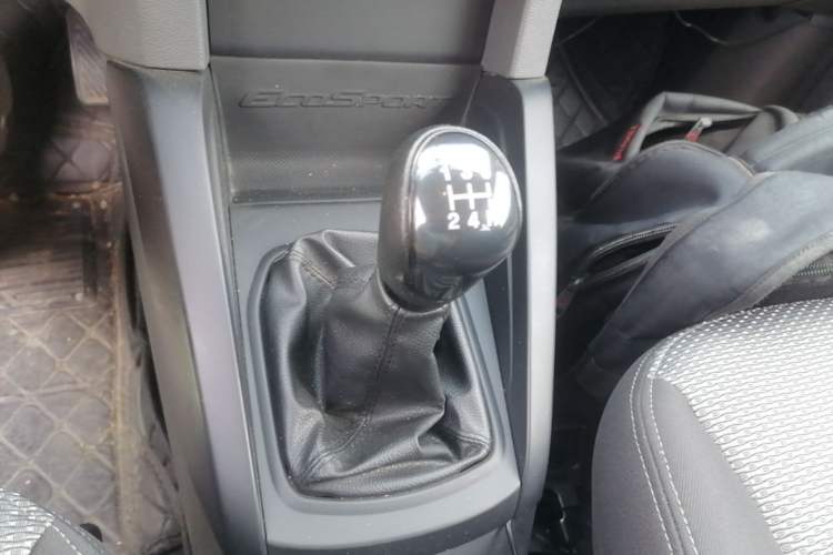 Used Ford EcoSport 2017 1.5L Manual Comfort Model Gear Lever