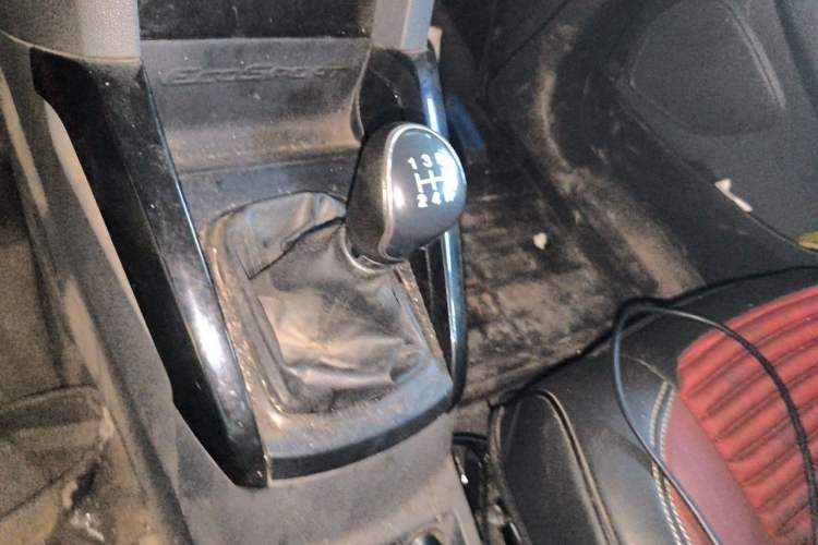 Used Ford EcoSport 2017 1.5L Manual Fashion Model Gear Lever