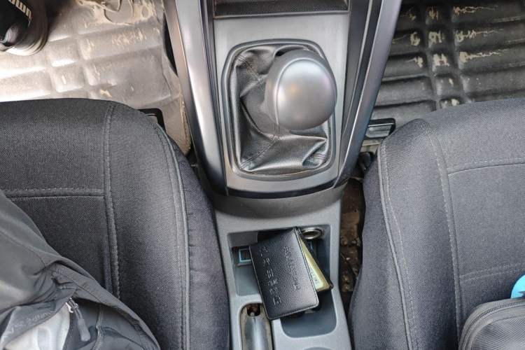 Used Ford EcoSport 2017 1.5L Manual Comfort Model Gear Lever