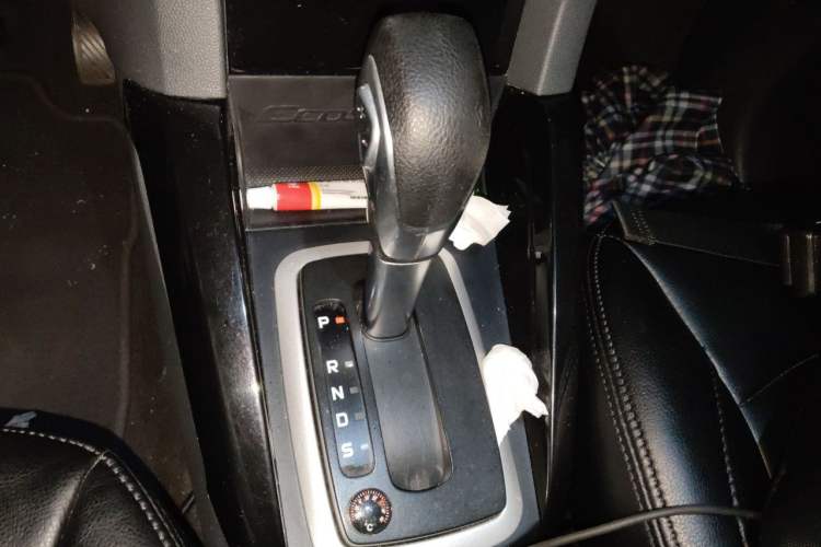 Used Ford EcoSport 2017 1.5L Automatic Trend Model Gear Lever