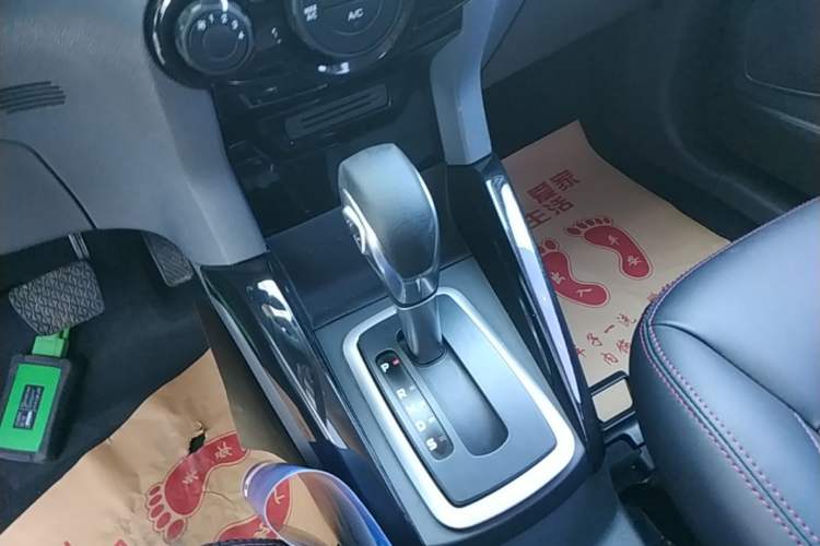 Used Ford EcoSport 2017 1.5L Automatic Trend Model Gear Lever