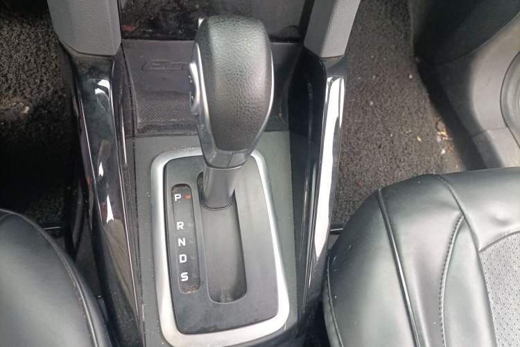 Used Ford EcoSport 2017 1.5L Automatic Prestige Model Gear Lever