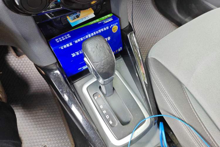 Used Ford EcoSport 2017 1.5L Automatic Trend Model Gear Lever