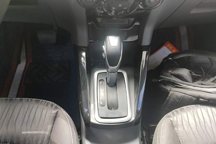 Used Ford EcoSport 2017 1.5L Automatic Prestige Model Gear Lever