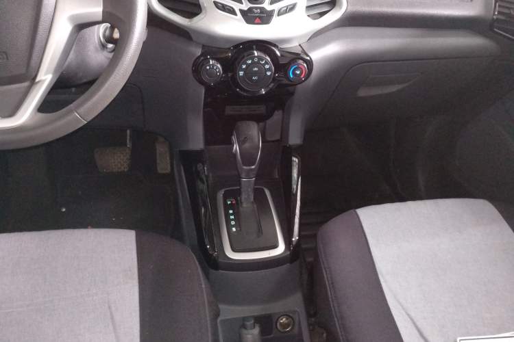 Used Ford EcoSport 2017 1.5L Automatic Trend Model Gear Lever