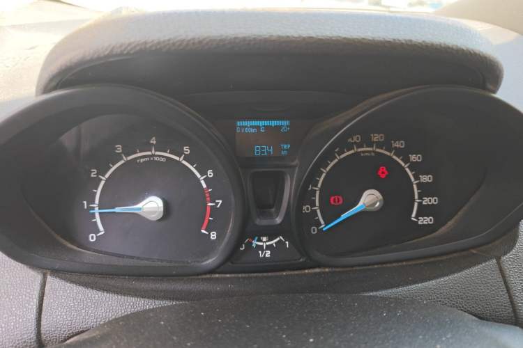 Used Ford EcoSport 2017 1.5L Manual Comfort Model Instrument Cluster