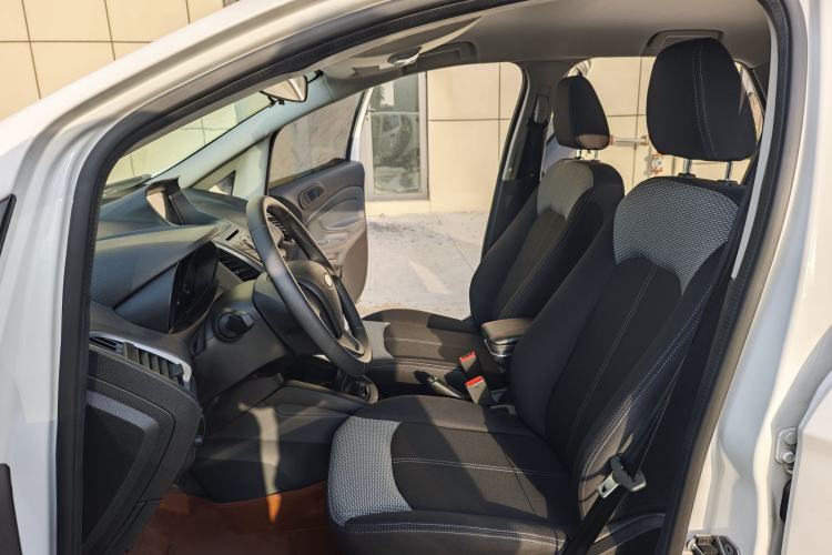 Used Ford EcoSport 2017 1.5L Manual Comfort Model Interior 1