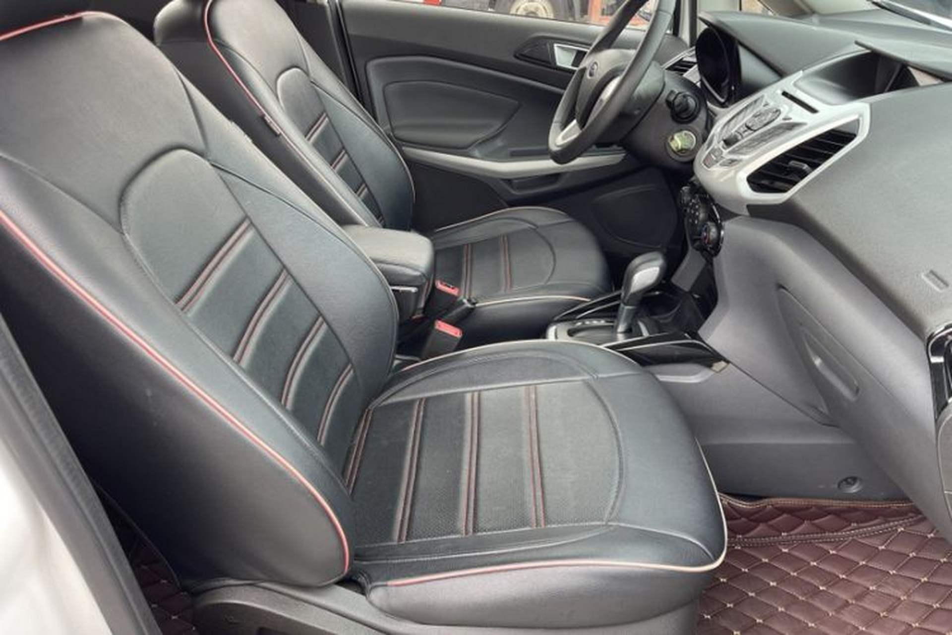 Used Ford EcoSport 2017 1.5L Automatic Trend Model Interior 10