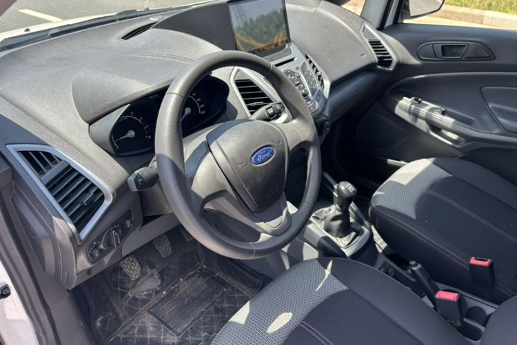 Used Ford EcoSport 2017 1.5L Manual Comfort Model Interior 2