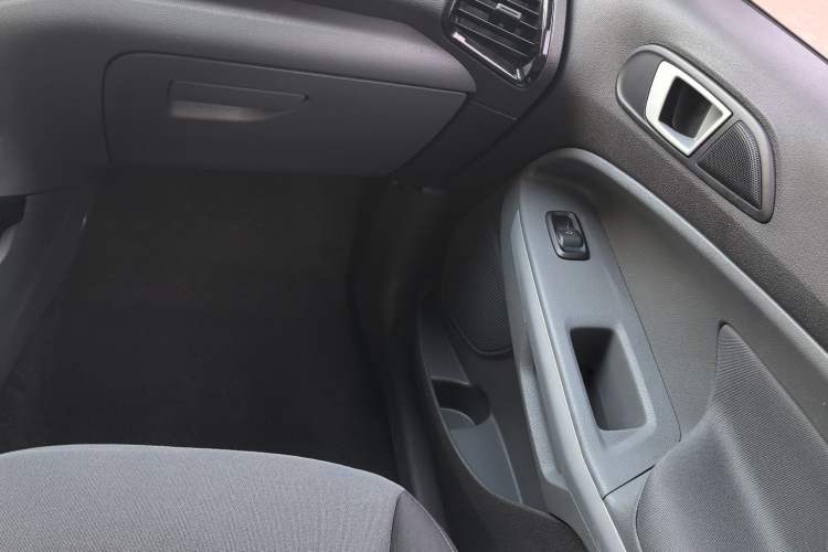 Used Ford EcoSport 2017 1.5L Automatic Trend Model Interior 4