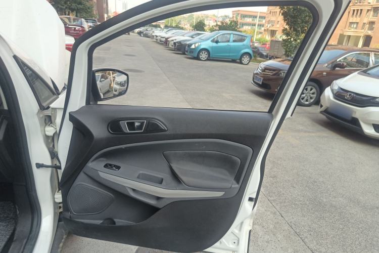 Used Ford EcoSport 2017 1.5L Automatic Prestige Model Interior 5