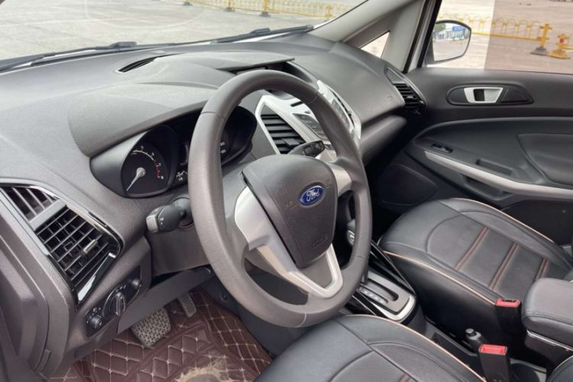 Used Ford EcoSport 2017 1.5L Automatic Trend Model Interior 5