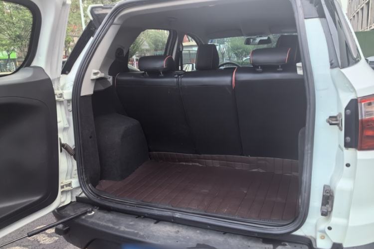 Used Ford EcoSport 2017 1.5L Automatic Trend Model Interior 8