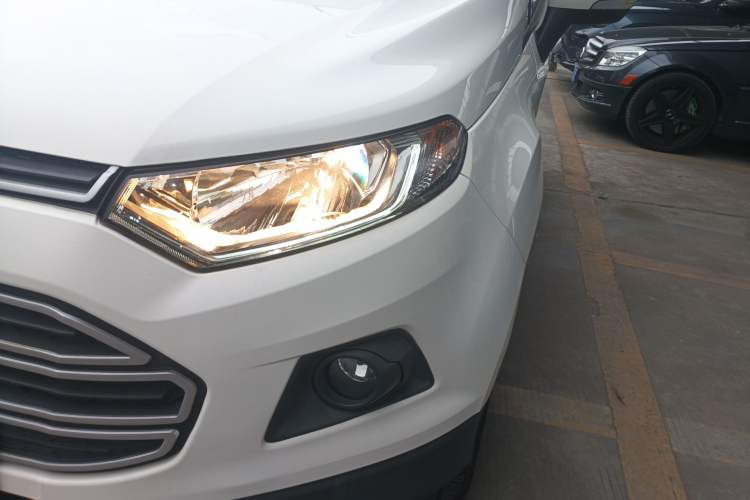 Used Ford EcoSport 2017 1.5L Automatic Trend Model Left Front Headlight