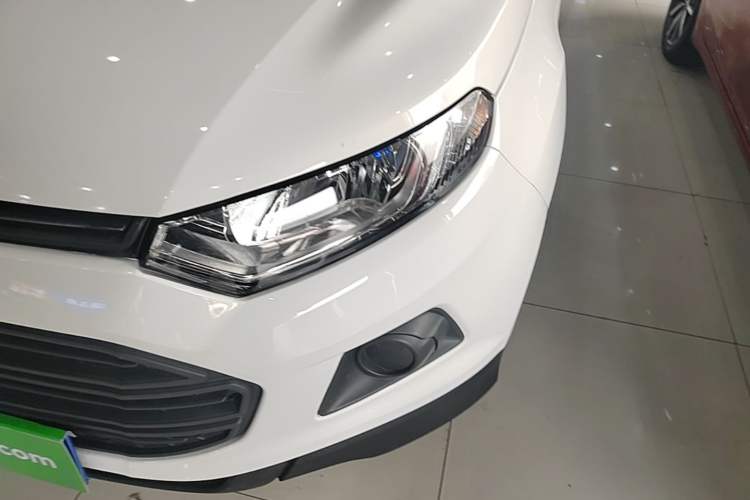 Used Ford EcoSport 2017 1.5L Manual Comfort Model Left Front Headlight