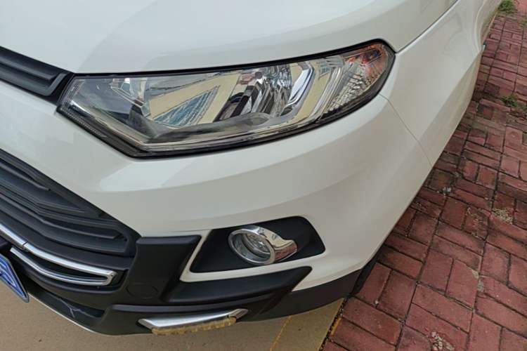 Used Ford EcoSport 2017 1.5L Manual Comfort Model Left Front Headlight