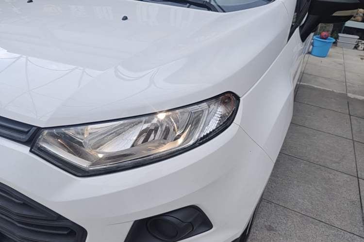 Used Ford EcoSport 2017 1.5L Manual Comfort Model Left Front Headlight