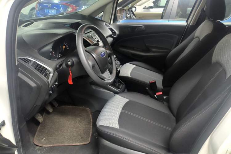 Used Ford EcoSport 2017 1.5L Manual Comfort Model Left Front Seat