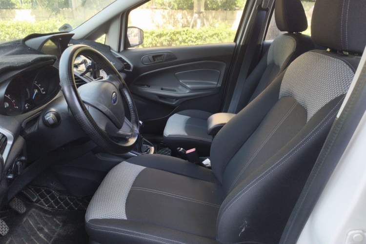 Used Ford EcoSport 2017 1.5L Manual Comfort Model Left Front Seat