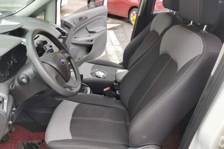 Used Ford EcoSport 2017 1.5L Manual Comfort Model Left Front Seat