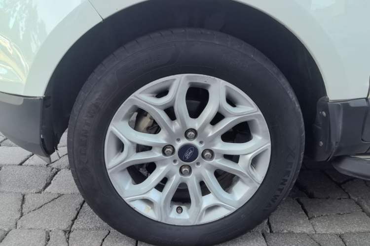 Used Ford EcoSport 2017 1.5L Automatic Prestige Model Left Front Wheel Hub