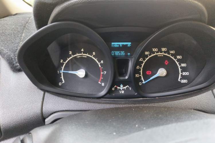 Used Ford EcoSport 2017 1.5L Manual Comfort Model Odometer Close Up