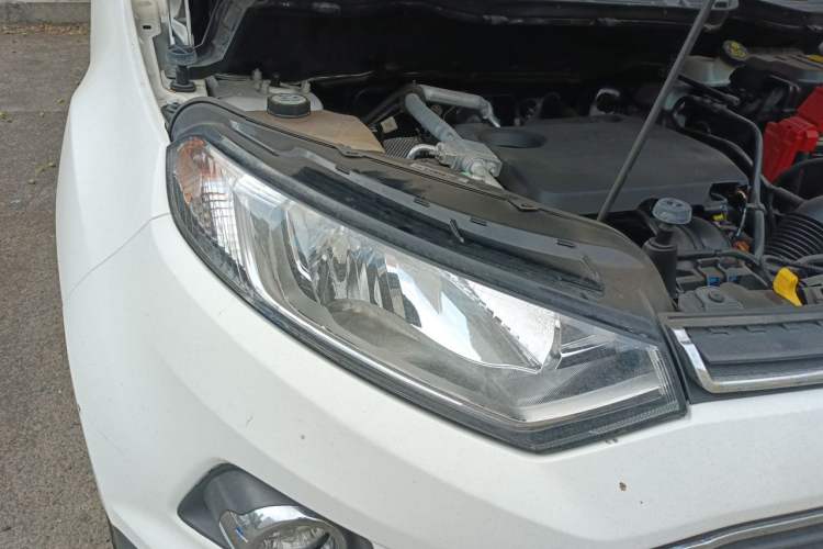 Used Ford EcoSport 2017 1.5L Automatic Prestige Model Right Front Headlight