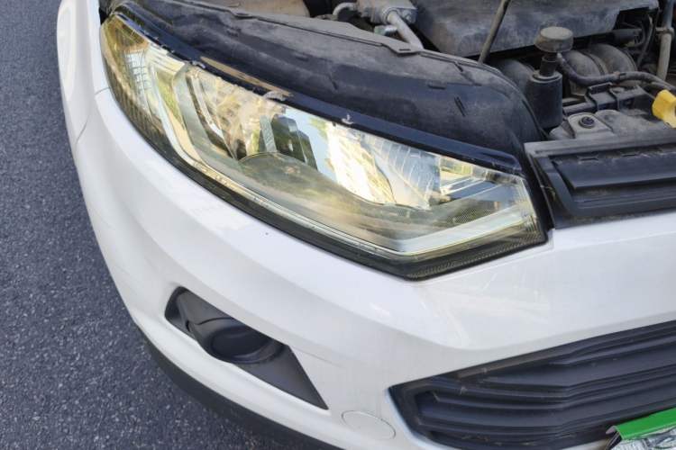 Used Ford EcoSport 2017 1.5L Manual Comfort Model Right Front Headlight