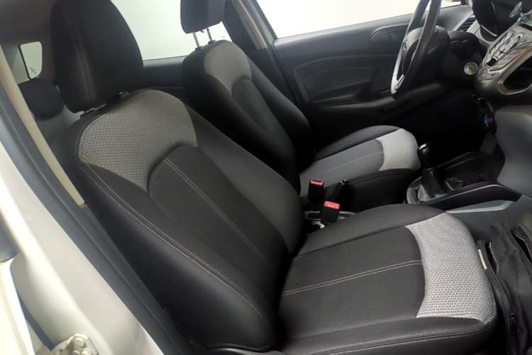 Used Ford EcoSport 2017 1.5L Manual Comfort Model Right Front Seat
