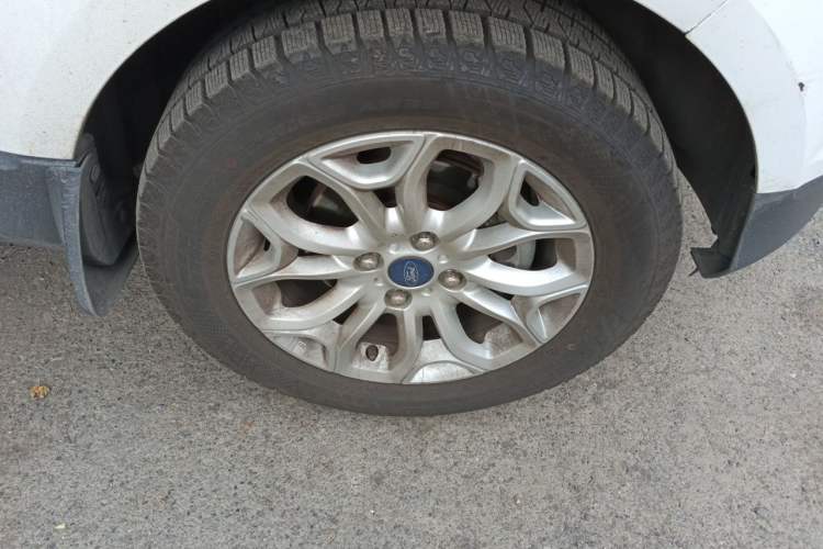 Used Ford EcoSport 2017 1.5L Automatic Prestige Model Right Front Wheel Hub