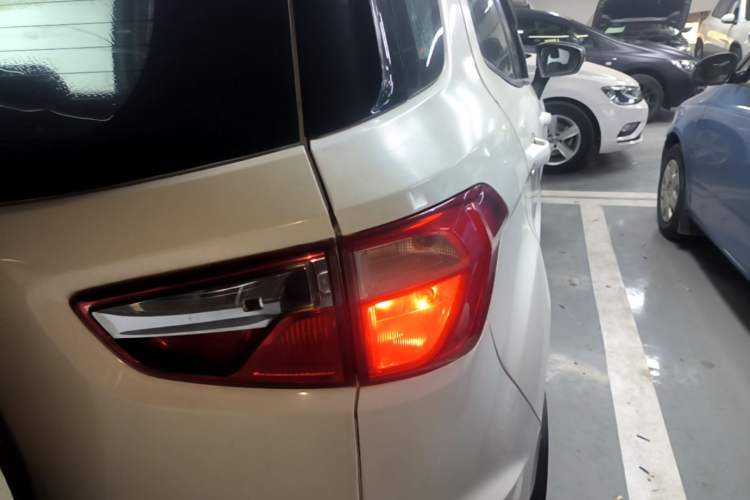 Used Ford EcoSport 2017 1.5L Manual Comfort Model Right Rear Taillight