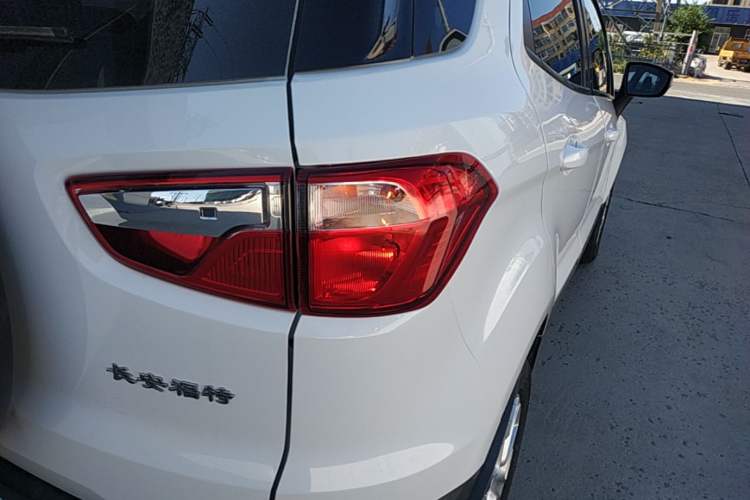 Used Ford EcoSport 2017 1.5L Automatic Trend Model Right Rear Taillight