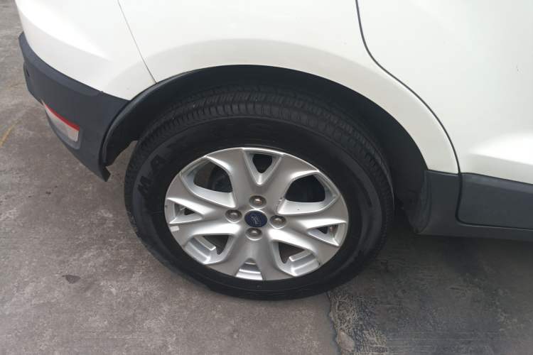 Used Ford EcoSport 2017 1.5L Automatic Trend Model Right Rear Wheel Hub