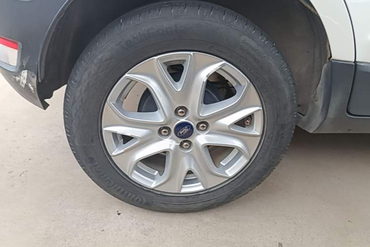 Used Ford EcoSport 2017 1.5L Automatic Trend Model Right Rear Wheel Hub