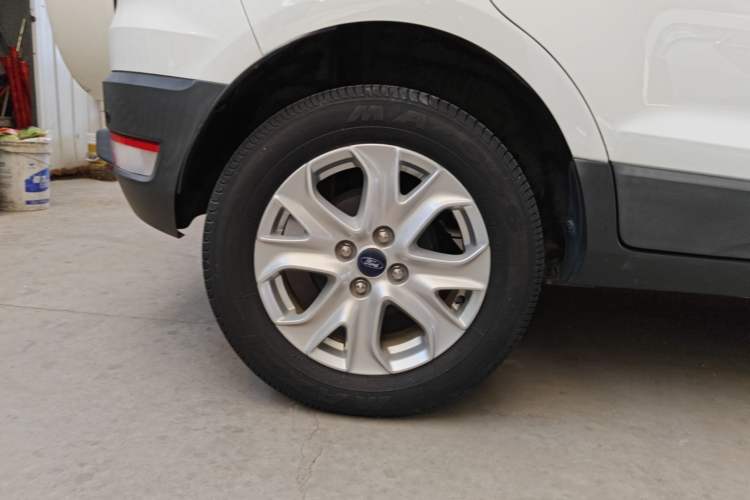 Used Ford EcoSport 2017 1.5L Automatic Trend Model Right Rear Wheel Hub