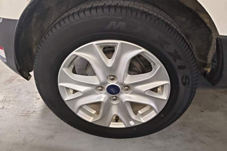 Used Ford EcoSport 2017 1.5L Automatic Trend Model Right Rear Wheel Hub