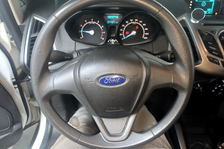 Used Ford EcoSport 2017 1.5L Manual Comfort Model Steering Wheel